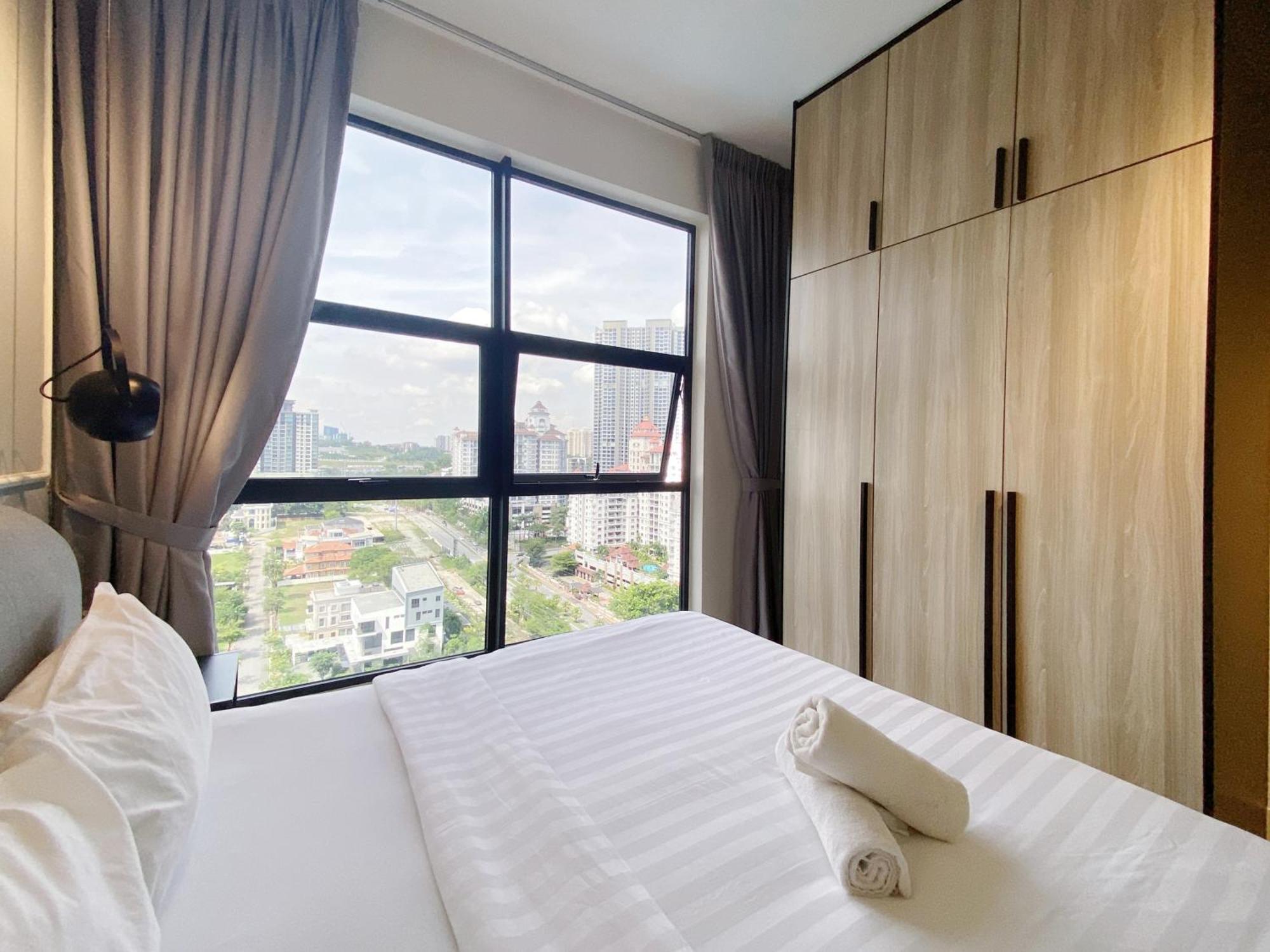 Arte Mont Kiara By Awesomestay Pangsapuri